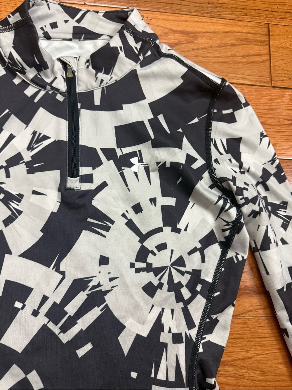 Under Armour ColdGear Fitted 1/4 Zip Pullover - Picture 2 of 8